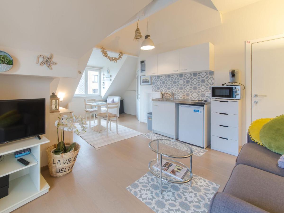 Studio Beach House By Interhome De Haan Esterno foto
